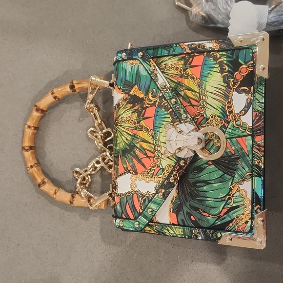 Handbag - Picture 1 of 7